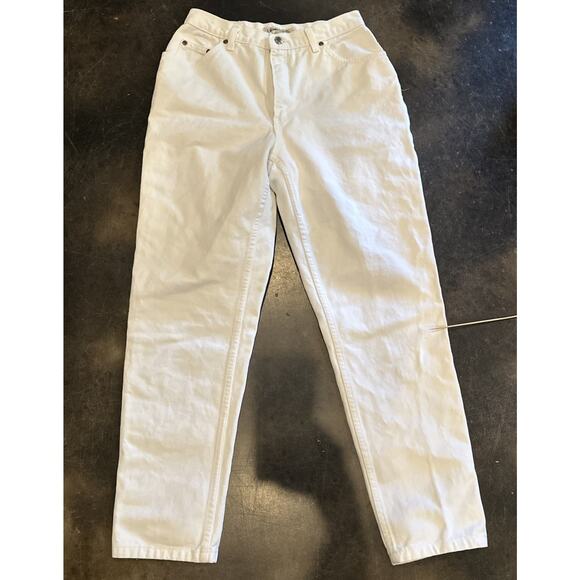 St. John's Bay Jeans Women's 12 White Light Wash Straight Leg Jeans - Picture 2 of 6